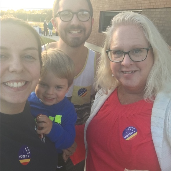 Meet your Posher, Clarissa - Picture 1 of 1